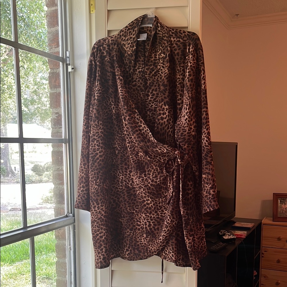 4/$25 SALE LEOPARD WRAP DRESS SWIM COVERUP 2XL